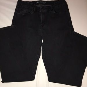 Levi’s black pants